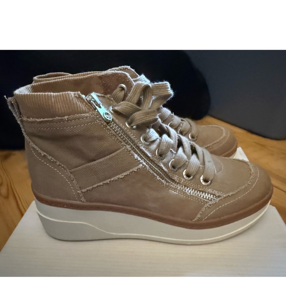 Blowfish Malibu Camden Dark Beige Canvas Platform Wedge High Top Sneakers 6M